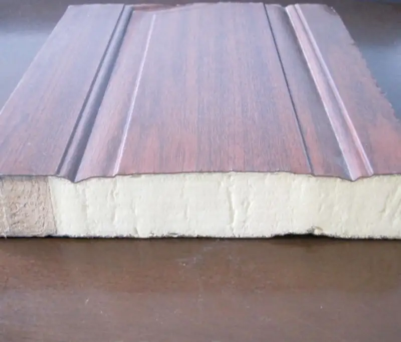 Desde los 25 a los 30 kg/m3